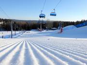 Perfectly groomed slope in the Zieleniec ski area