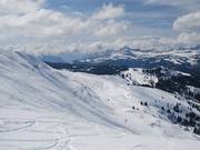 From Mont Vores, your gaze sweeps across the Espace Diamant