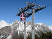 Isolaccia-Pian della Mota - 8pers. Gondola lift (monocable circulating ropeway)