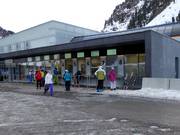 Well-maintained ticket area at the Eisgratbahn