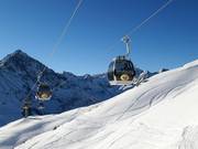 KaiserBahn - 8pers. Gondola lift (monocable circulating ropeway)