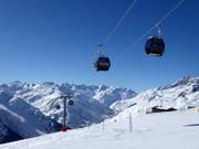 Gütsch-Express 2 (Nätschen-Gütsch) - 8pers. Gondola lift (monocable circulating ropeway)