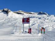 Slope signposting in the ski resort of Belalp