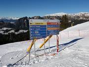 Slope signage in the Carezza ski area