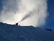 Snow production at the Presena Glacier