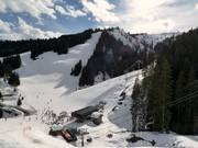 View of the slopes towards Prés