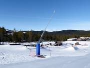 Snowmaking with snow guns in Nesfjellet