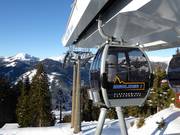 Highliner 1 - 8pers. Gondola lift (monocable circulating ropeway)