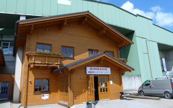 Biggest ski resort in the City of Bottrop – indoor ski area Bottrop (alpincenter)