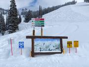 Trail map and signage in the Grand Targhee ski area