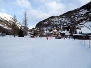 Beginner area Tignes 1550 Les Brévières with free ski lift