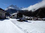 The valley run leads directly through Saas-Grund.