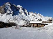 Mountain hut tip Rifugio Su'n Paradis