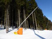 Snowmaking with lances in the Spindlermühle ski area