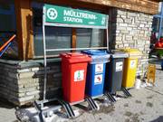 Waste separation station