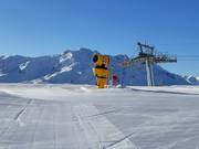 High-performance snow cannon at Nätschen