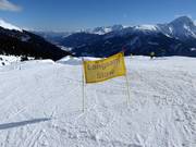 Many slow signs in the ski area