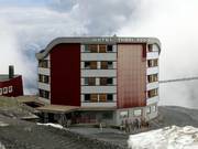 Hotel Thöni with restaurant on the ground floor