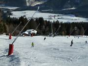 Snowmaking on the valley run to Mutters