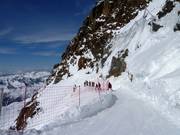 Access to the Le Tunnel downhill run