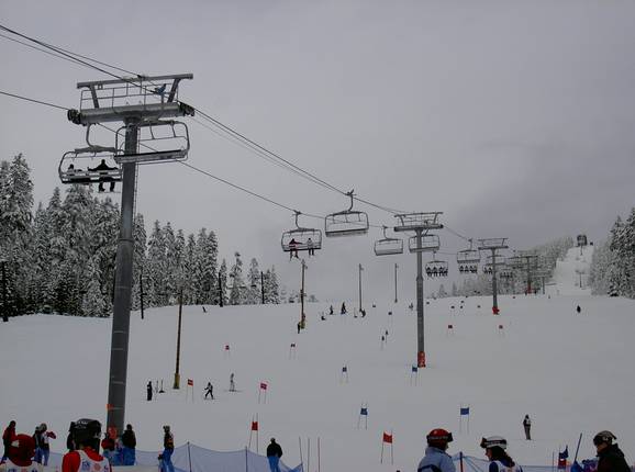 Eagle Peak Express - 6pers. High speed chairlift (detachable)