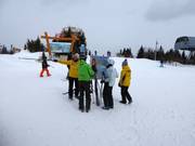 If you have any questions, info guides are available in the ski area.