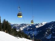 Panoramabahn Großarltal II - 6pers. Gondola lift (monocable circulating ropeway)