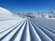 Perfectly groomed slope in the Saint-Lary-Soulan ski area