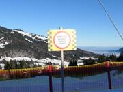 Closure to protect the turf