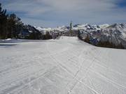 Perfectly groomed slopes in the June Mountain ski area
