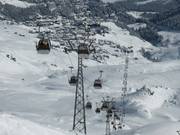 Hörnli-Express - 6pers. Gondola lift (monocable circulating ropeway)