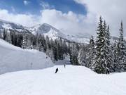 Slope at the Crest 6 chairlift