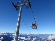 6er Gondelbahn Alpenrosenbahn II - 6pers. Gondola lift (monocable circulating ropeway)