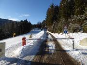 An ascent to the Mönichkirchner Schwaig is permitted for guests only.