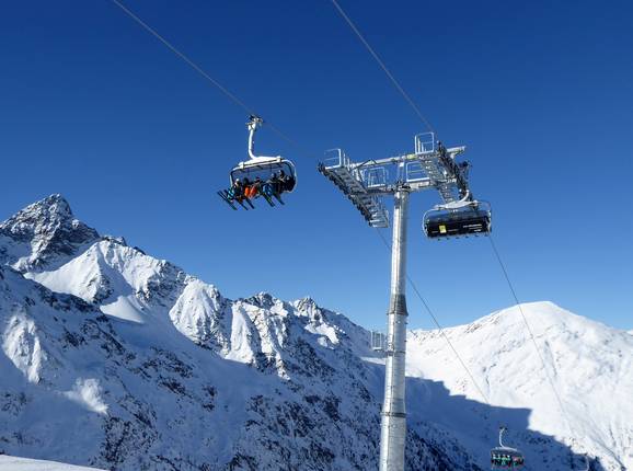 Leppleskofelbahn - 6pers. High speed chairlift (detachable) with bubble and seat heating