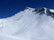 Off-piste slopes at Piz Nair