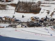 The accommodations are located in Steinhaus, right next to the slopes.