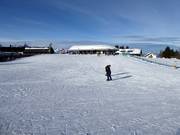 Practice area with conveyor belt in Vason
