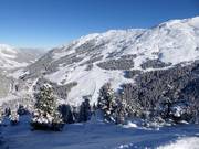 View from the Lamark lifts onto the slopes on the Holzalm
