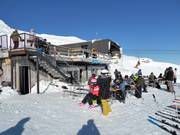 Sun terrace at Giant Cafè