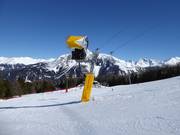 Efficient snow cannon in the ski resort of Belpiano (Schöneben)-Malga San Valentino (Haideralm)