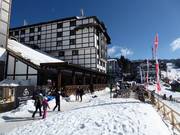 Wurst Platz Bar and Ski Avenija