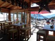 Let the ski day end at the Grasgehrenhütte