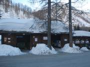 Well-hidden waste containers