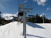Two Creeks - 4pers. High speed chairlift (detachable)