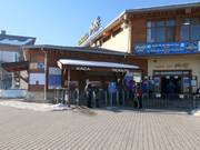 Well-maintained ticket desk area in Bansko
