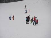 The Ski School Beuerberg gives a lesson