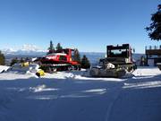 Two piste machines are available