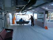 The staff helps children get on.