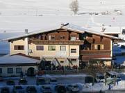 The "Mama Mia" at the valley station